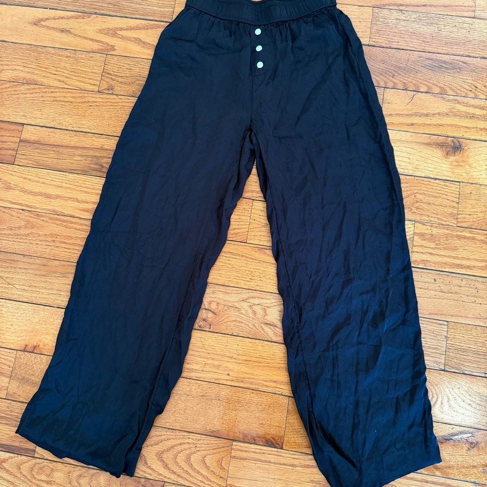 Anthropologie Black Joggers with Relaxed Fit and Full-Length Style